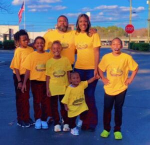 t2c chuch member family image